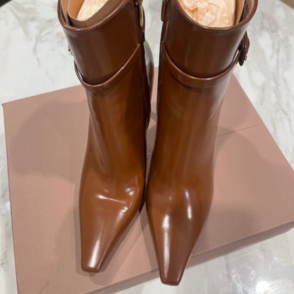 Gianvito Rossi Linsay Bootie 95